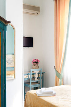 Infinito Hotel 3*