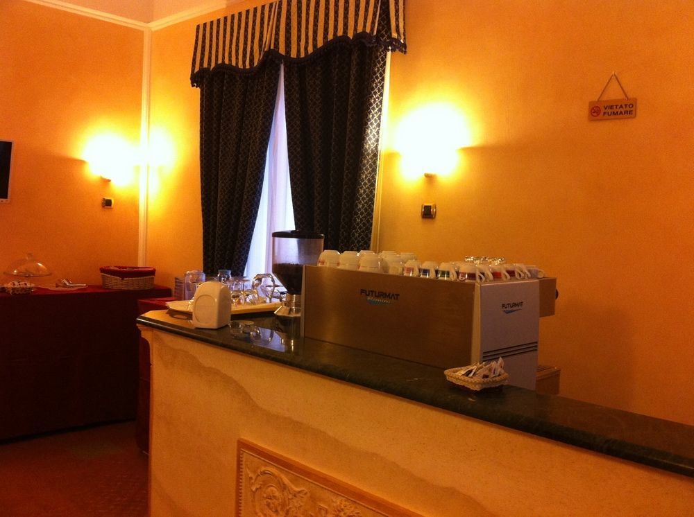 Hotel Infinito 3*
