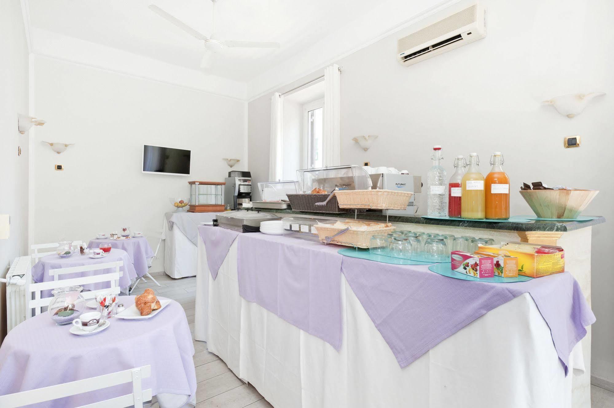 Infinito Hotel 3*