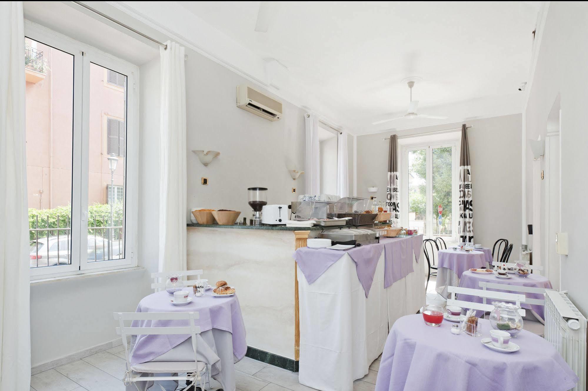 Hotel Infinito Rom